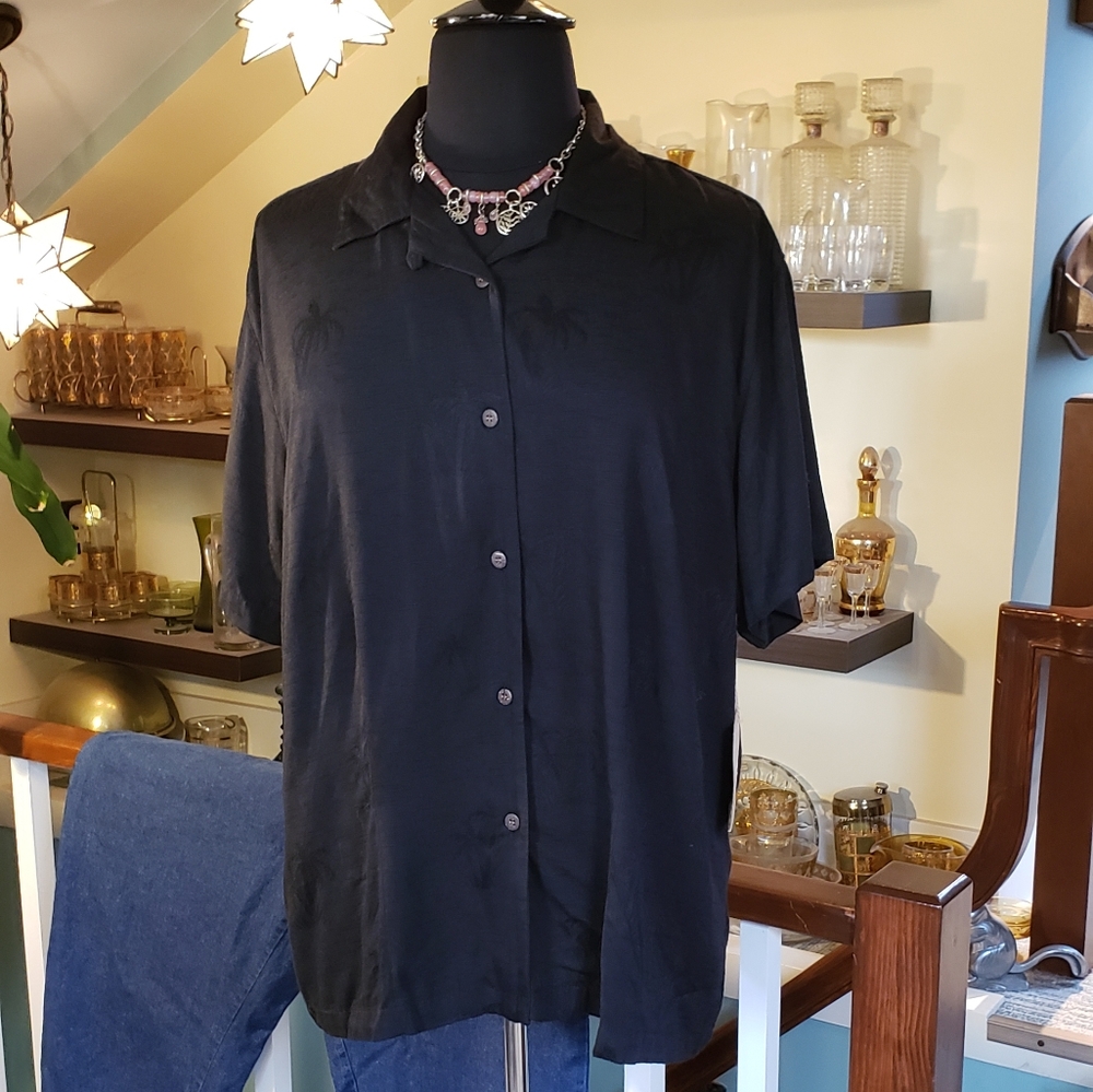 Port Authority Womans Black Palm Tree Embossed Camp Shirt